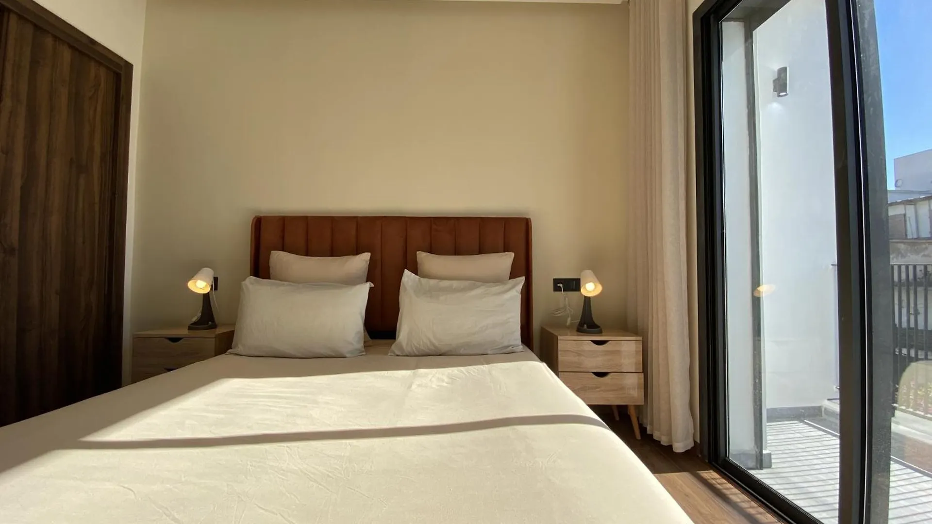 Modern & Fully Equipped 1Bdr Flats In Palmiers Central Casablanca With Terrace & Parking