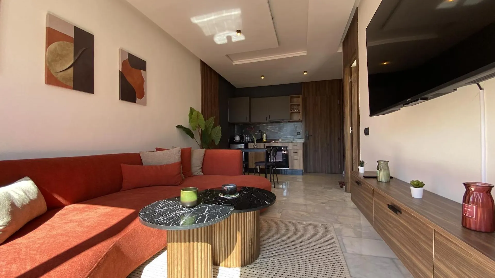 Modern & Fully Equipped 1Bdr Flats In Palmiers Central Casablanca With Terrace & Parking 0*,  Μαρόκο