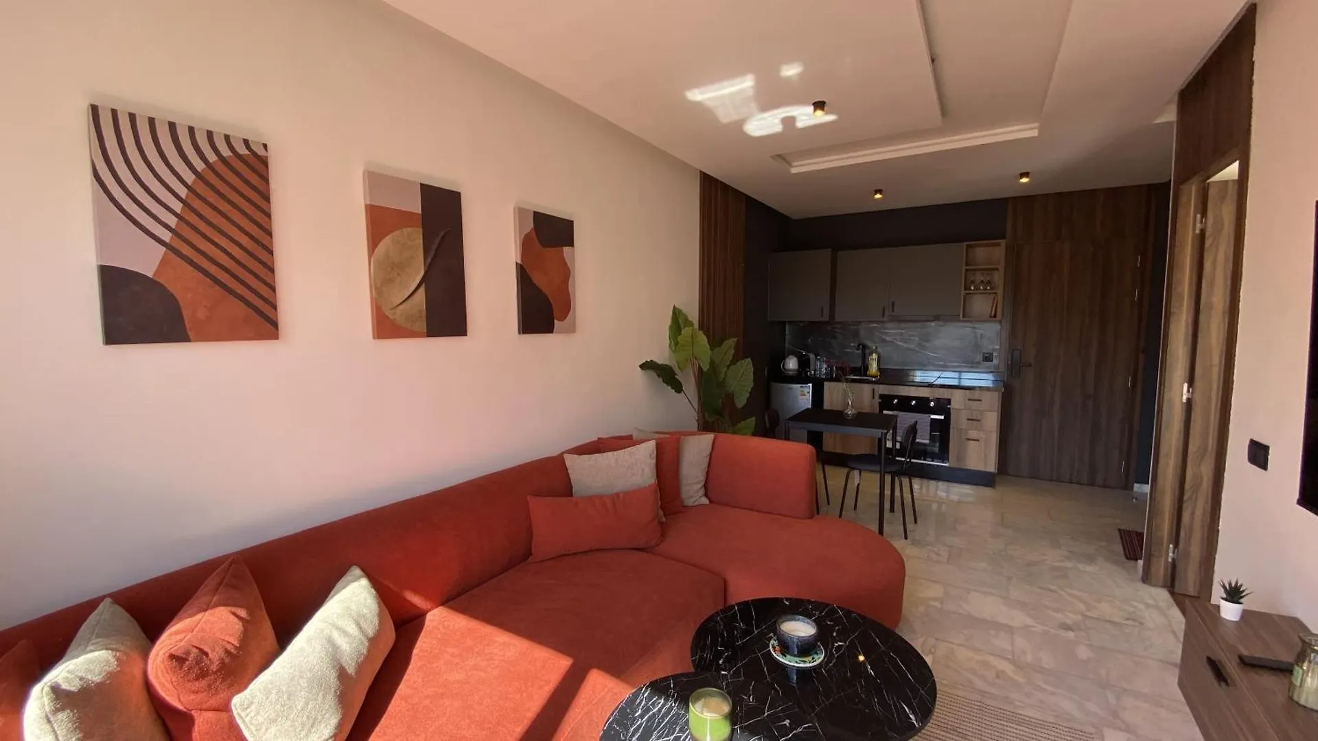 Διαμέρισμα Modern & Fully Equipped 1Bdr Flats In Palmiers Central Casablanca With Terrace & Parking